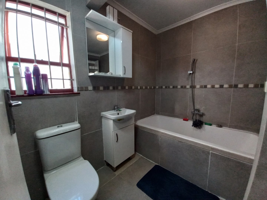 3 Bedroom Property for Sale in Summer Greens Western Cape